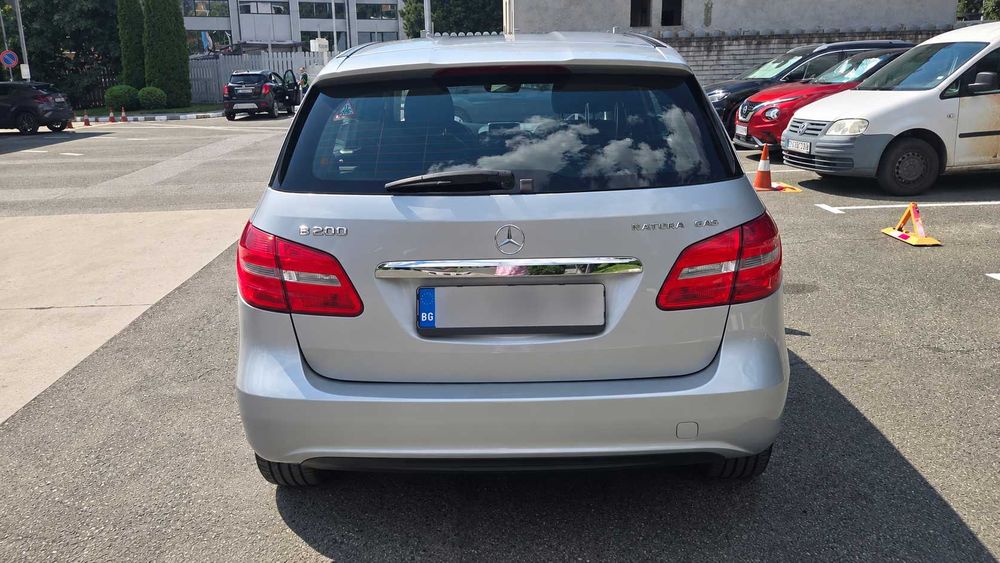 Mercedes-Benz B 200, Метан/Бензин, 198 000км