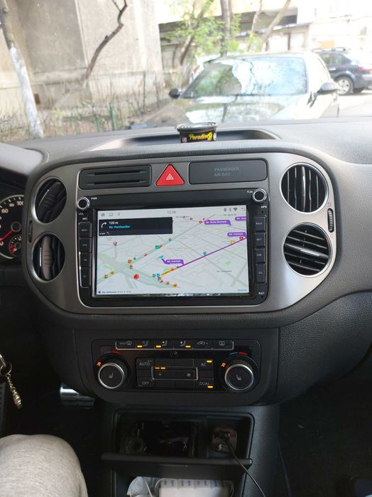 Navigatie Android Passat Golf Waze YouTube GPS BT