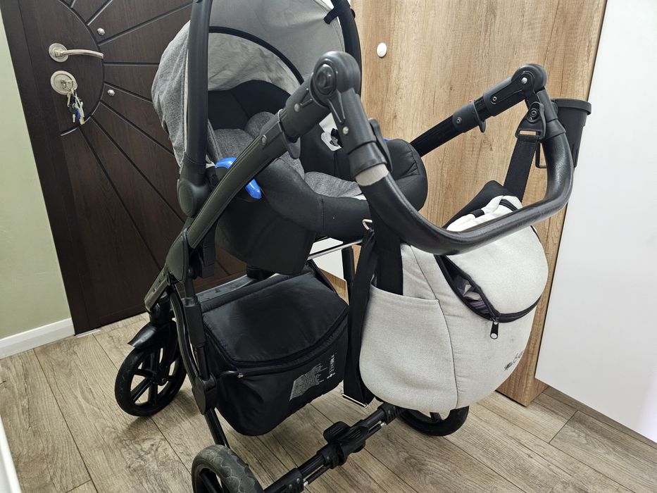 Детска количка Milu Kids Bacio - светло сива