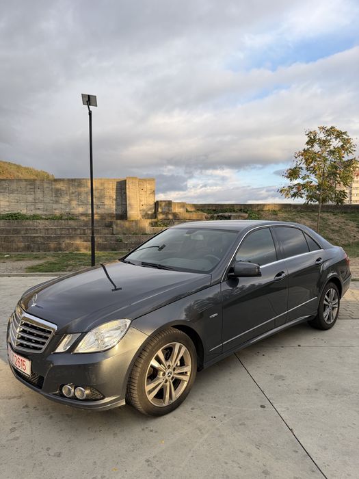 MERCEDES-BENZ E-Class 2011 — imagine 2