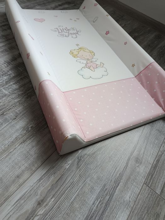 Твърд повивалник