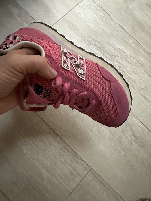 Кроссовки детские девочка 35р