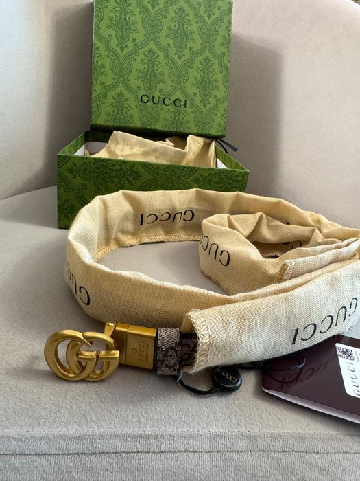 Gucci-Чисто нов дамски двулицев колан 105 см