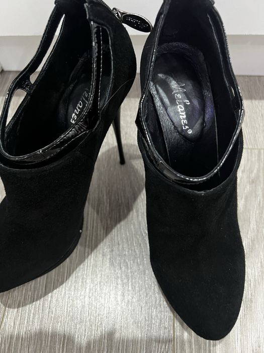 Ботильоны чёрные на шпильке