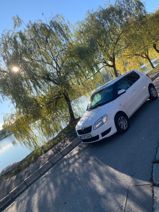 SKODA Fabia 2014 — imagine 3