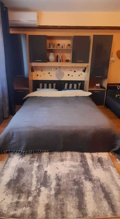 Двустаен нов, напълно обзаведен в центъра на Хисаря