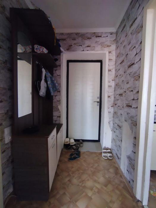 Продается 1 комнатная квартира в городе.