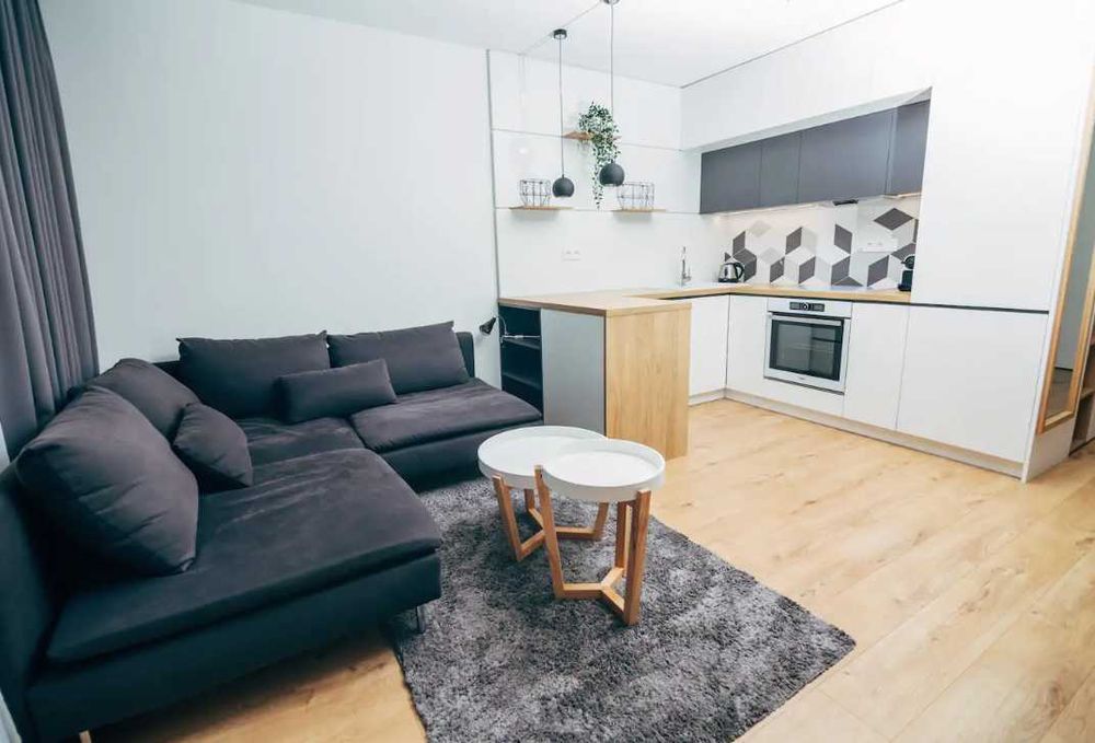 Дава се под наем Едностаен апартамент в Пловдив, Център - 45 кв.м за 198.9 € - Снимка #2