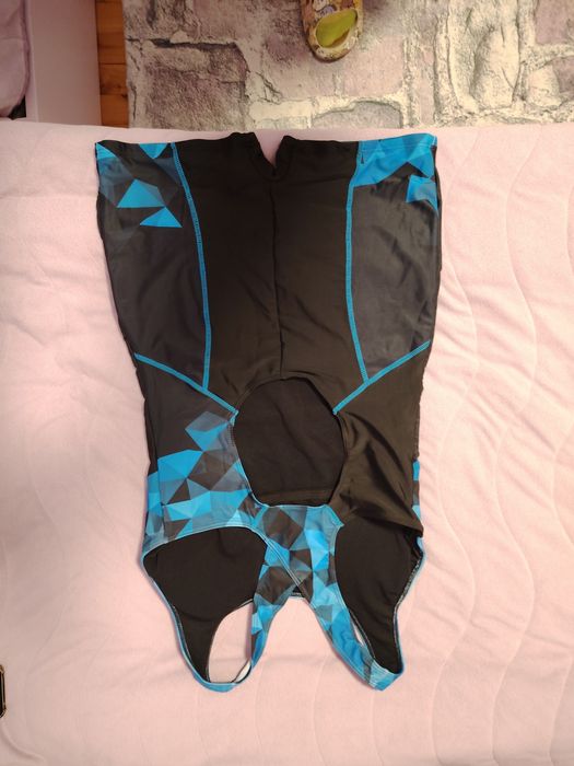 Цял  бански  с клин ХХЛ