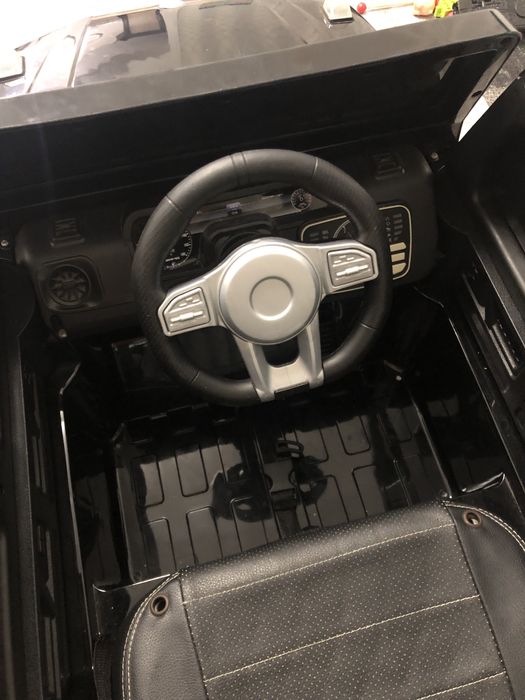 Продам детскую машинку Гелик