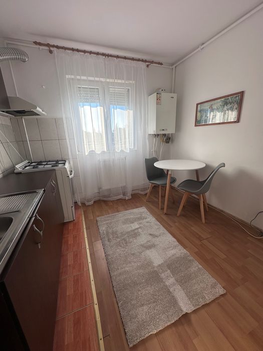 Închiriez garsonieră zona lazaret