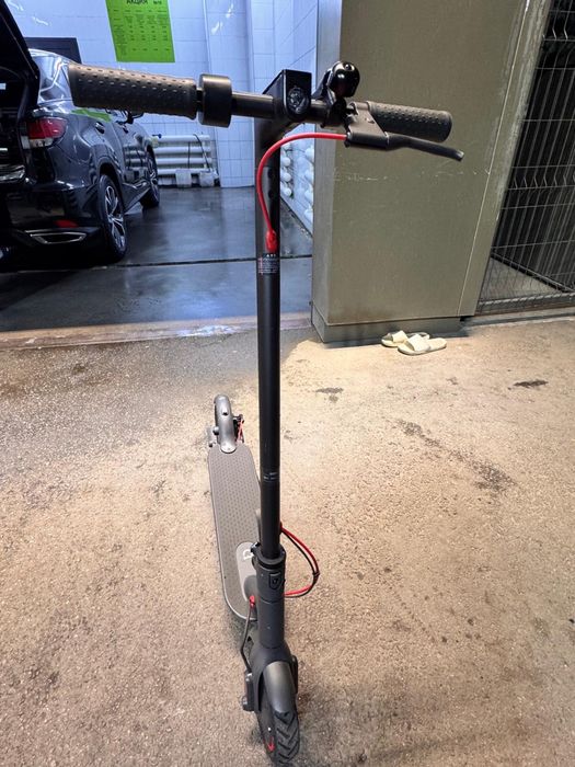 Самокат Xiaomi Mi Electric Scooter Pro M365 Pro