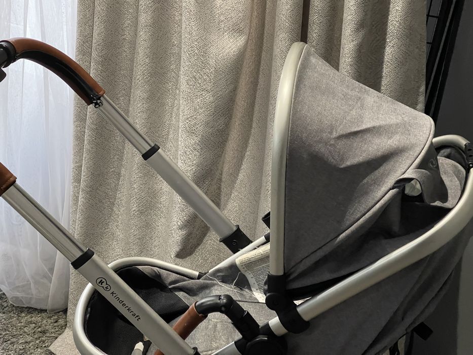 Продам коляску трансформер  kinderkraft