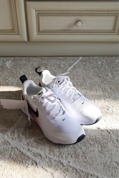 Кроссовки Nike Air Max Nuaxis 38,5 - 39 рр