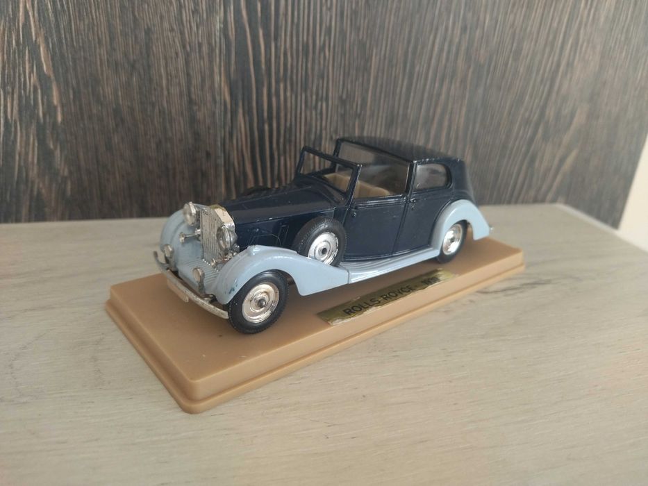 Колекционерска метална количка  Rolls Royce Phantom 1939 !!!