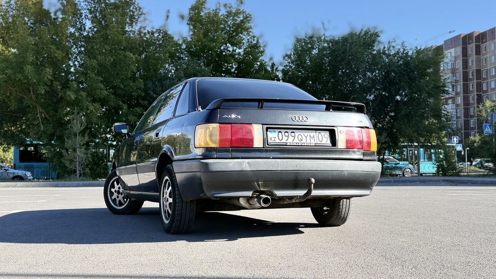 Продаю Audi 80 b3 моник