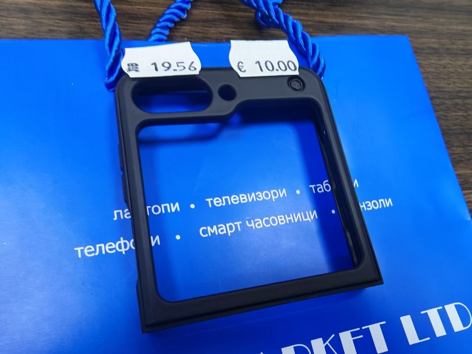 Кейс / стойка  за Samsung Z Flip 6 Black протектор