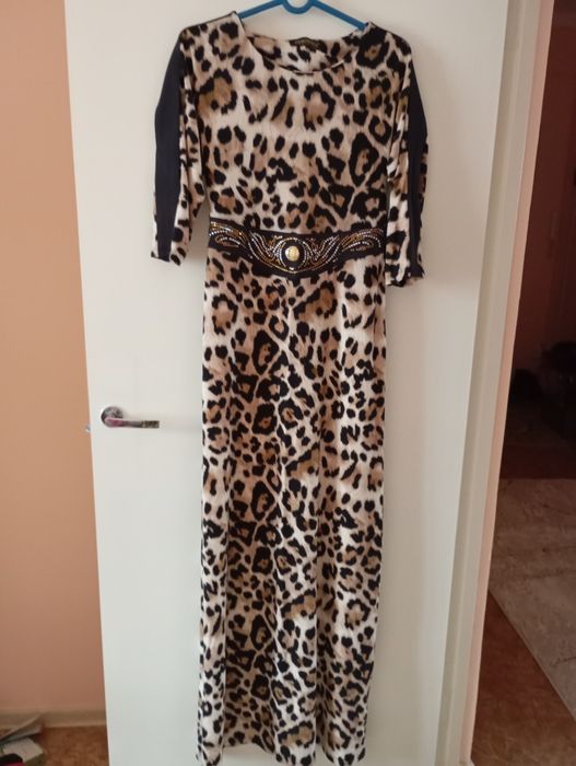 Платья вечерние длинные