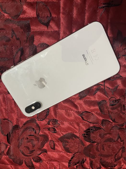 iPhone xs с гарантией