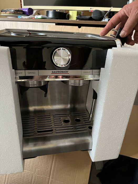 Gastroback Design Espresso Barista Pro професионална кафе машина с мелачка