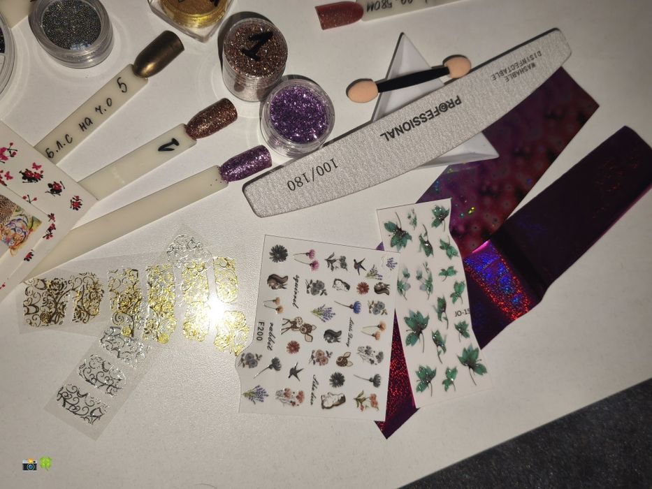 Декорации за маникюр