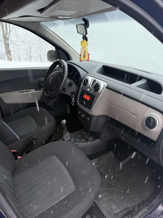 Dacia Dokker avariat