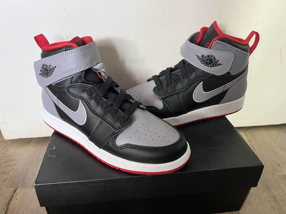 Продавам чисто нови мъжки Air Jordan 1 High Flyease