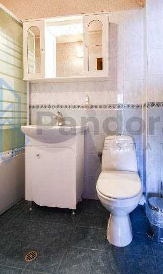 Дава се под наем Тристаен апартамент в София, Център - 94 кв.м за 525 € - Снимка #5