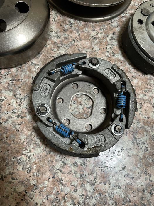 Комплект съединител от скутер Piaggio zip 50 кубика 2000 година