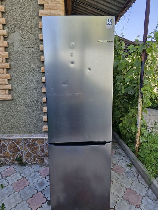 Продам холодильник