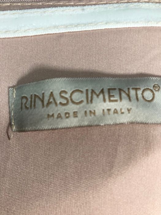 Rochie Rinascimento .