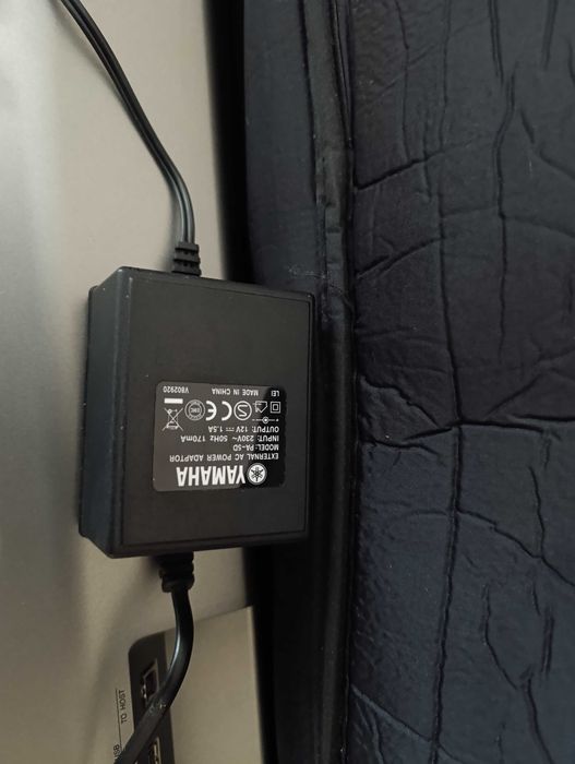 Продавам синтезатор Yamaha MM6