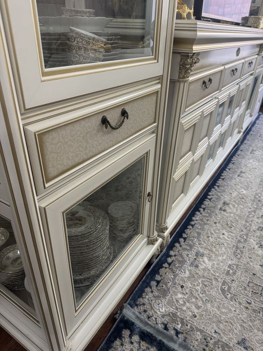 Горка тв зона и 2 витрины