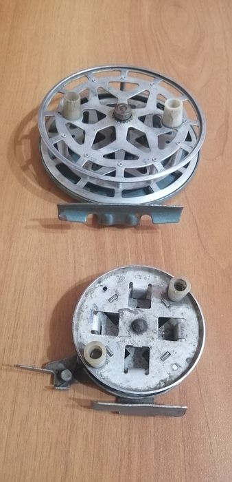 Продам рыболовные принадлежности