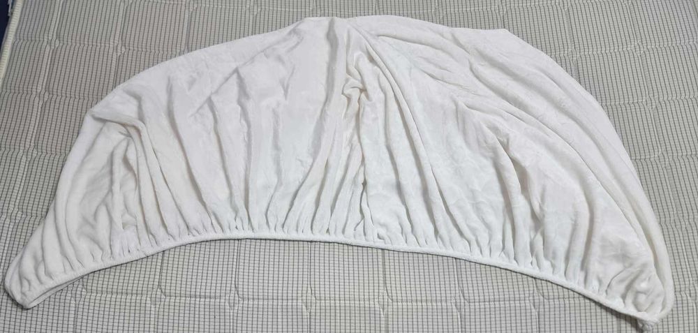 Cearsaf cu elastic 100 x 200 cm alb
