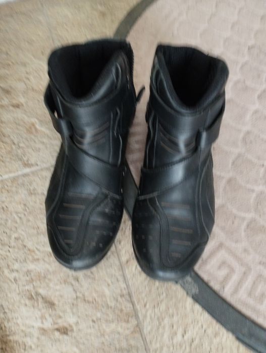 Мото боти кожени