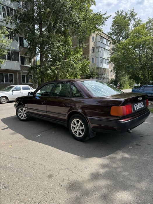 Продам ауди 100 моно 2 литра