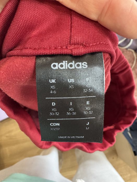Дамски екипи Adidas