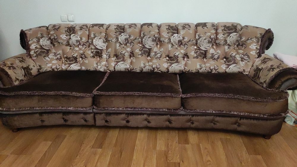 Угловой диван для гостиной