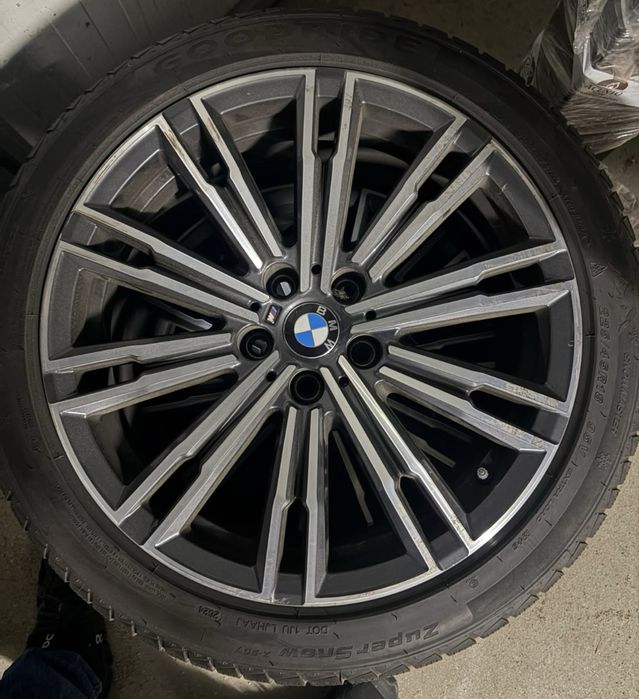 Jante  Bmw g20/g21 – 18” – Pachet  M + ANVELOPE IARNĂ