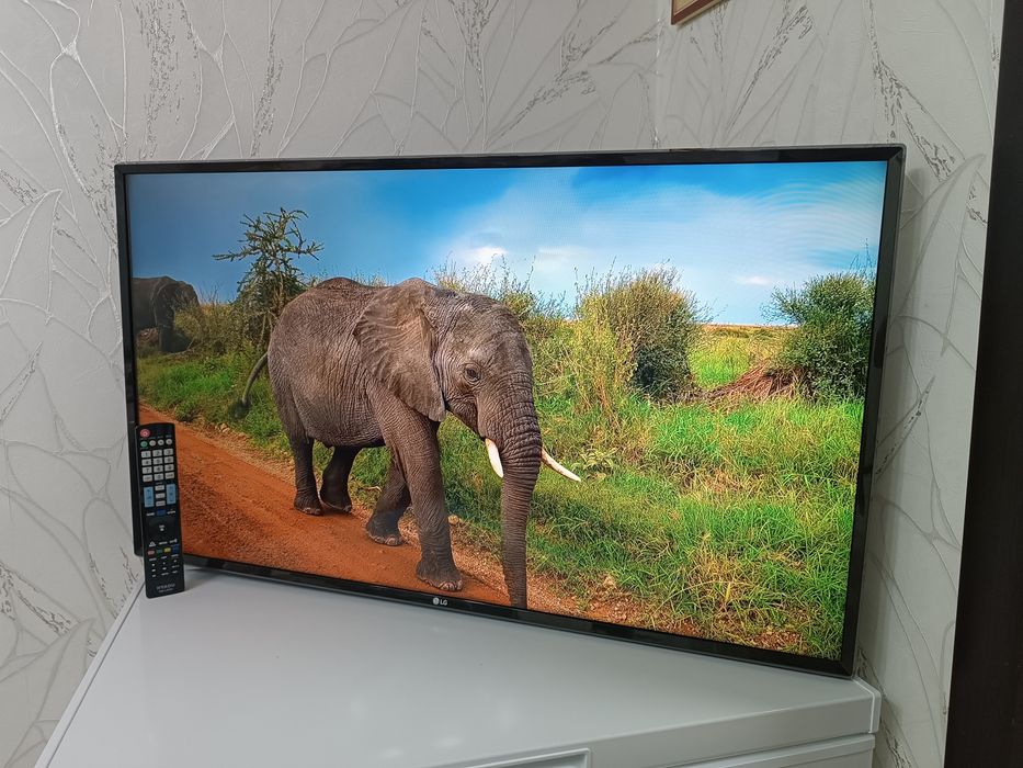 ТЕЛЕВИЗОР LG 108 см, Smart TV.