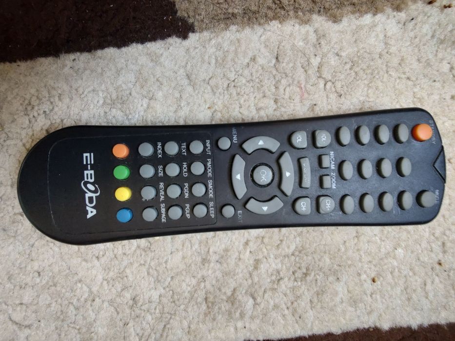 Vând diverse telecomenzi TV