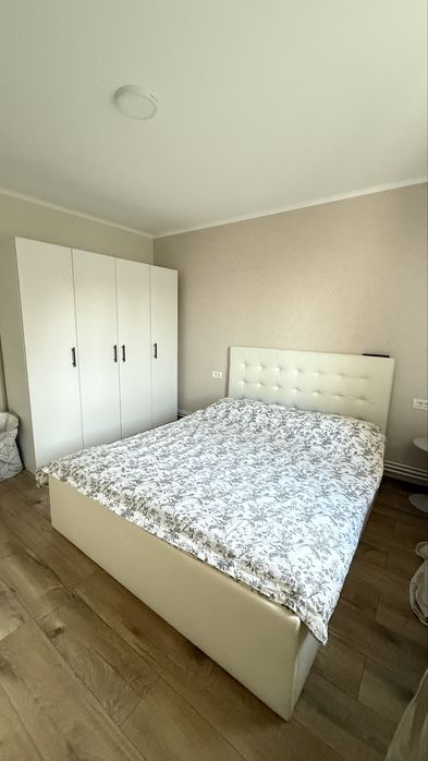 Apartament de inchiriat