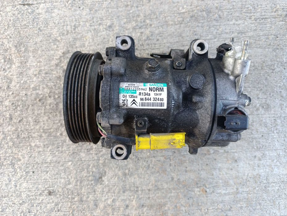 Компресор климатик Пежо Ситроен 1,6ХДИ / Peugeot, Ciroen  96844324--