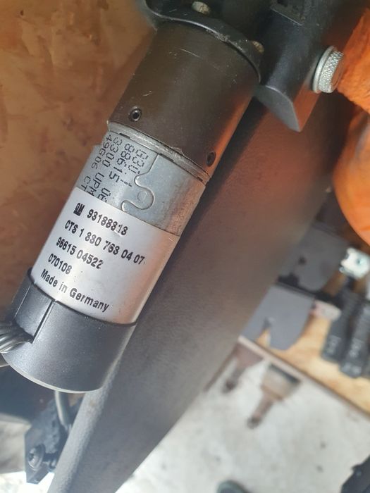 Flapsuri opel astra h twintop