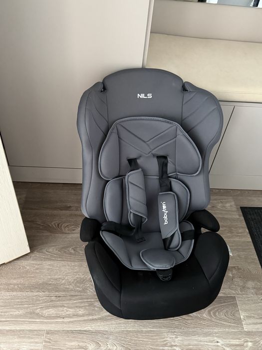 Продам автокресло