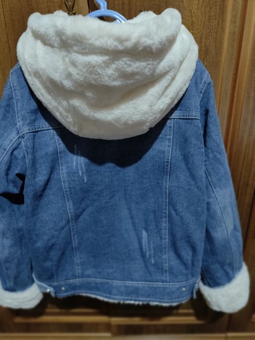 Женские джинсовые куртки