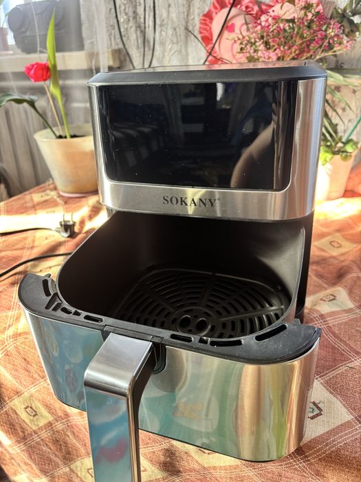 Продам Аэрогриль на 7 литров