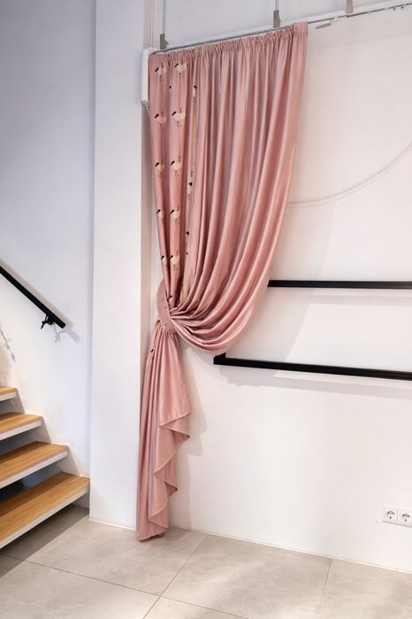 Готовое полотно штор 1 ед+ прихват