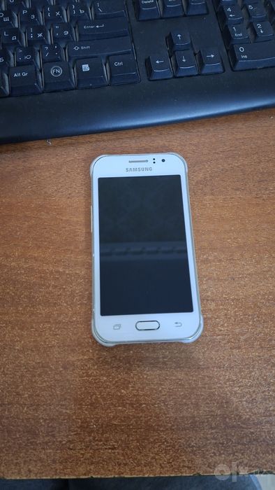 Samsung J 1 в хорошем состоянии